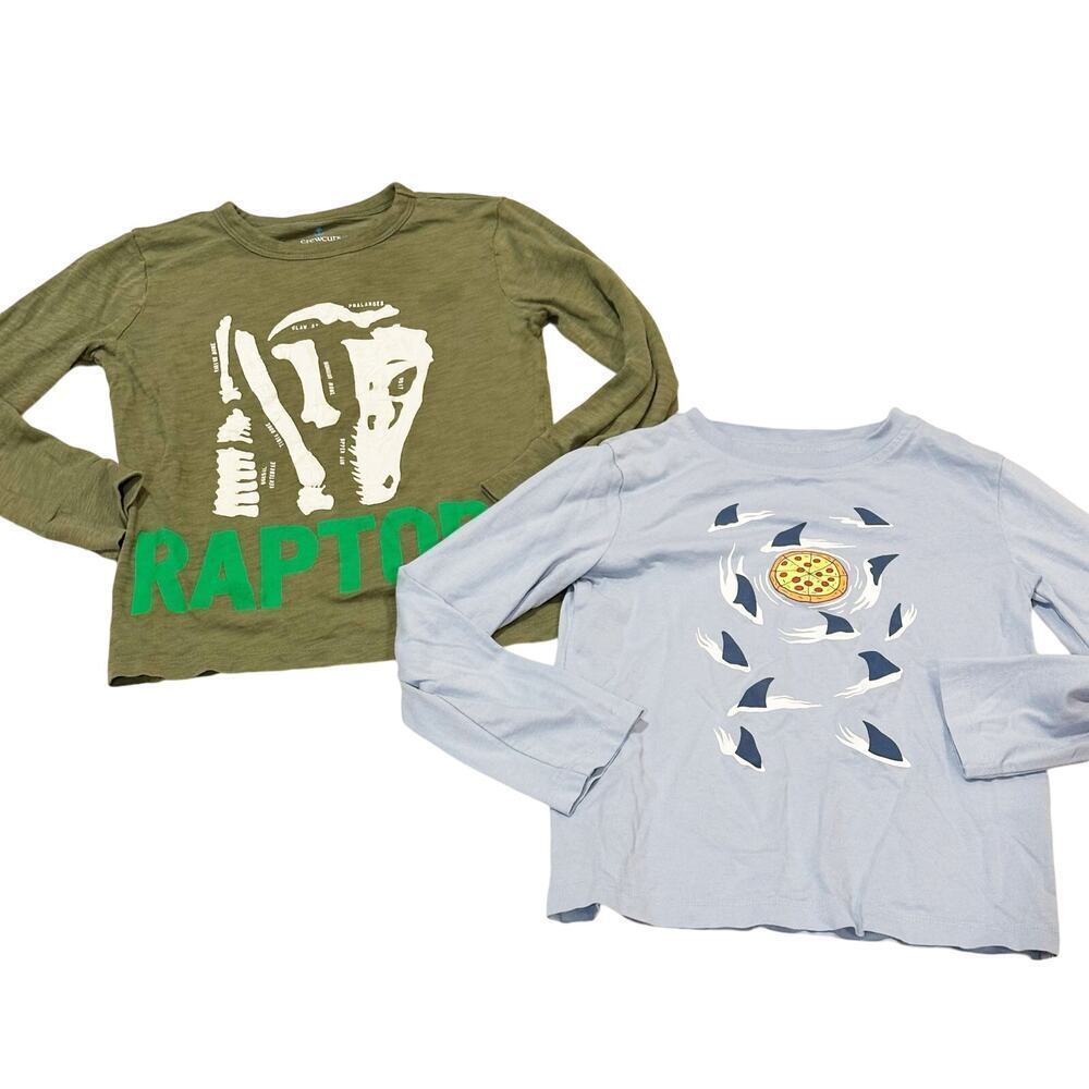 Bundle of Boys Long Sleeve Graphic Tees sz XS (4-5)